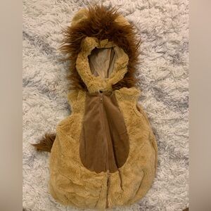 Toddler lion costume